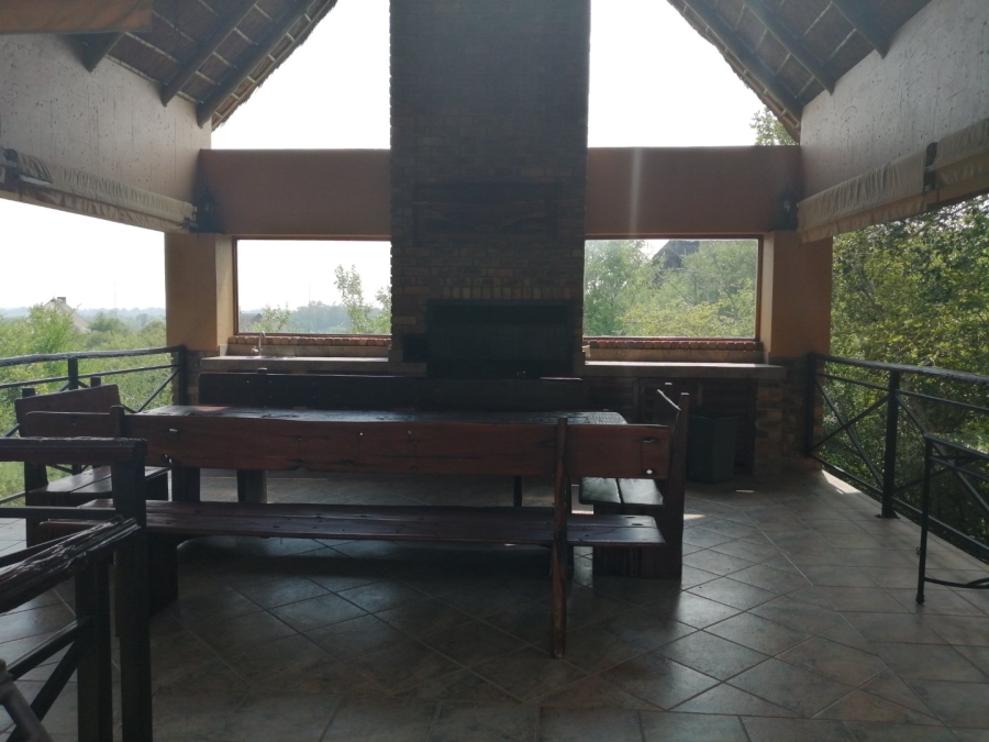 4 Bedroom Property for Sale in Boschenvaal River Front Lodges Free State